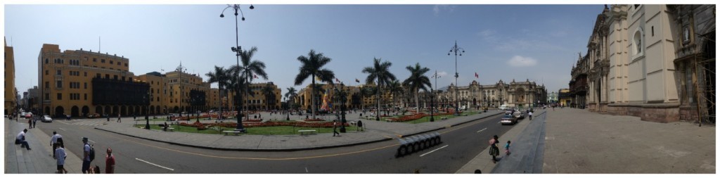 Plaza Mayor Lima 