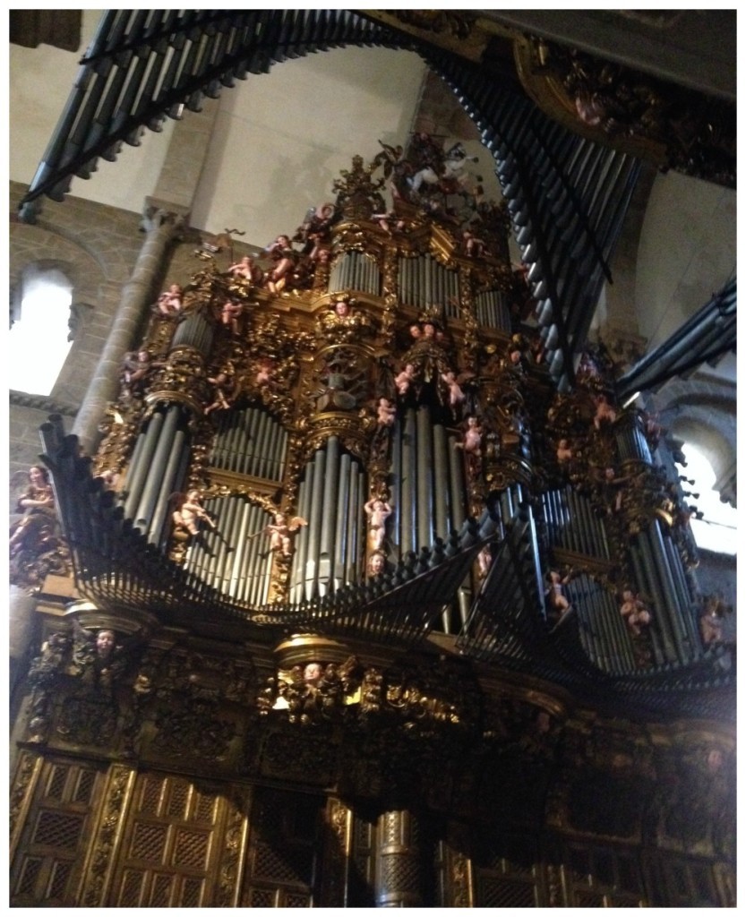 The organ that is on two walls of the cathedral