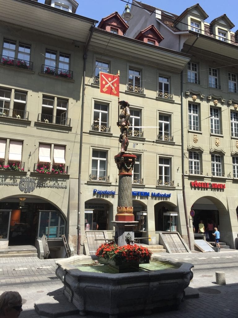 Brunnen statue in Bern